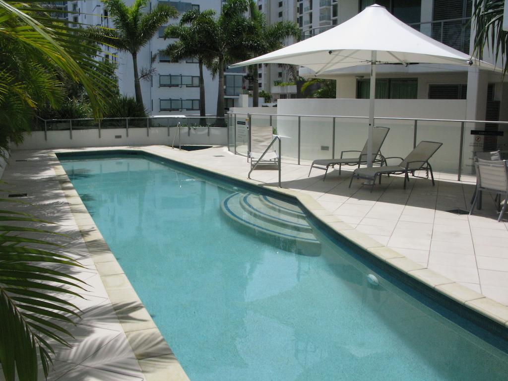 Cilento Mooloolaba Aparthotel Exteriör bild